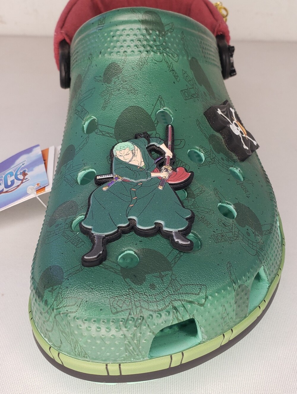 CROCS ONE Single LEFT SHOE ONLY Green Camo Clog  Pirate Charms REPLACEMENT - Picture 2 of 5